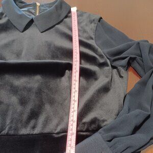 Ted Baker Women’s Velvet Dress TB Size 3 US8 Long sheer sleeve Mini navy blue